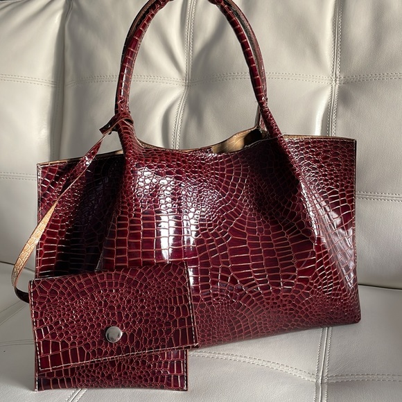 Handbags - Croc print chocolate tote bag. Large